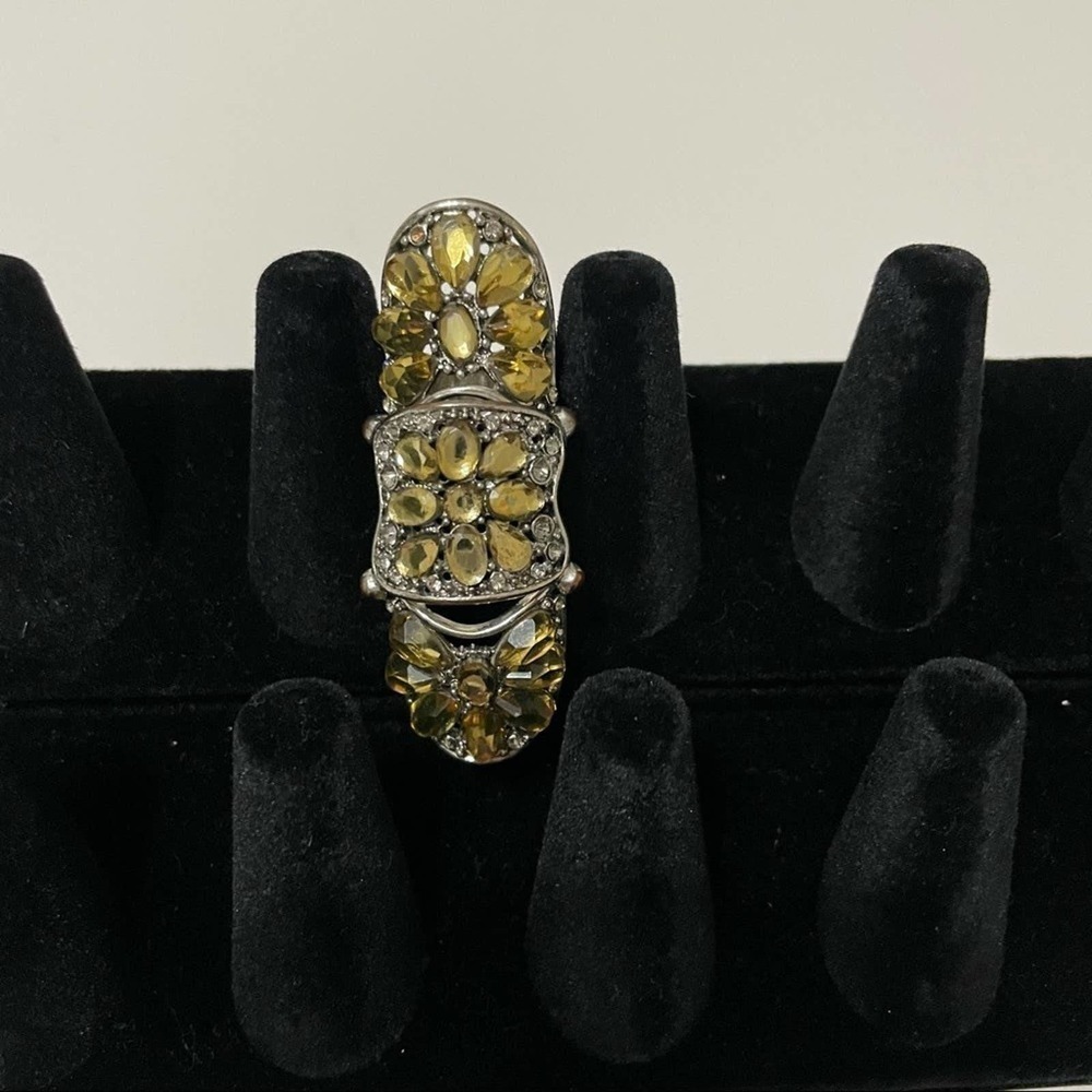 Statement Ring - Picture 5 of 8